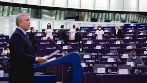 Protesta a Duque en el Parlamento Europeo