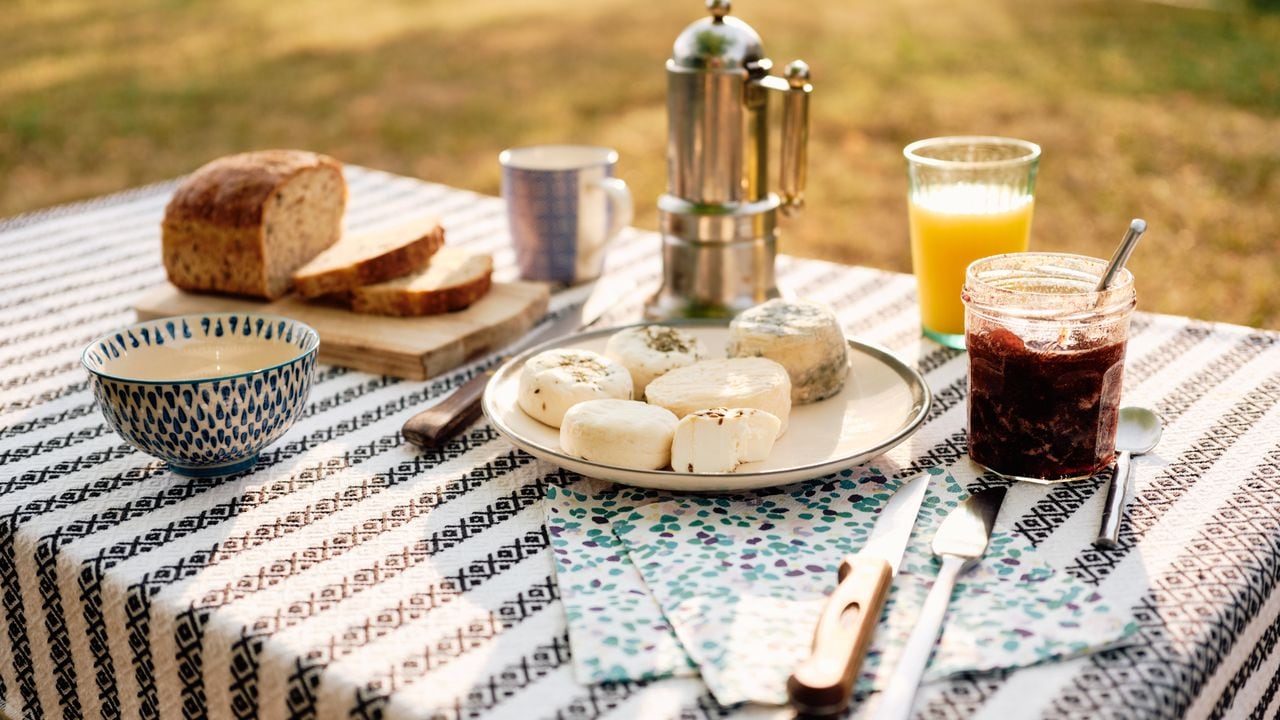 ¿Qué debe contener un desayuno para que sea saludable?, esto dicen expertos