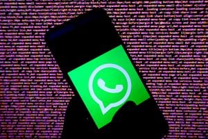 WhatsApp INDIA - 2022/08/22: In this photo illustration a Whatsapp logo seen displayed on an android smartphone. (Photo Illustration by Avishek Das/SOPA Images/LightRocket via Getty Images)