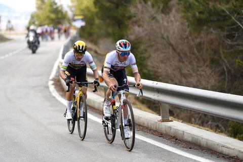 LA MOLINA, SPAIN - MARCH 22: (L-R) Primoz Roglic of Slovenia and Team Jumbo-Visma - Green Leader Jersey and Remco Evenepoel of Belgium and Team Soudal Quick-Step - Yellow Best Young Rider Jersey compete in the breakaway during the 102nd Volta Ciclista a Catalunya 2023, Stage 3 a 180.6km stage from Olost to La Molina 1691m / #UCIWT / on March 22, 2023 in La Molina, Spain. (Photo by David Ramos/Getty Images)