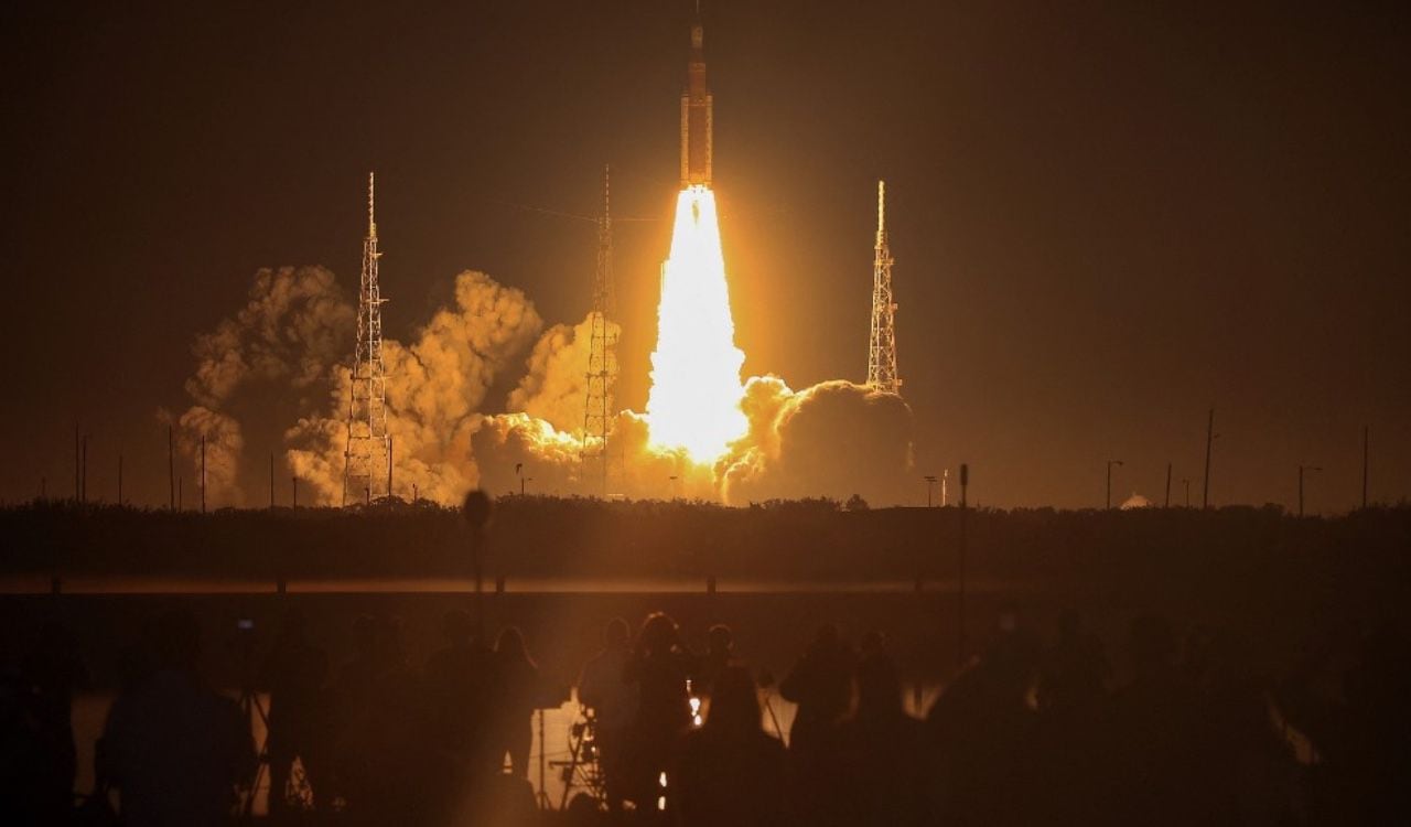 Así se vio el lanzamiento del cohete SLS, el más potente del mundo, que irá a la Luna sin tripulación
