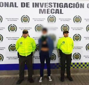 La mujer fue capturada por unidades de la seccional de investigación judicial (Sijín) de la Policía Metropolitana de Santiago de Cali, en el parque Loma de la Cruz.