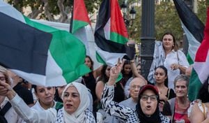 Comunidades de Palestina en Valencia, España, celebran el ataque de Hamás a Israel
