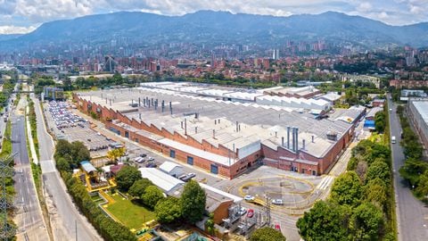 De las 16 plantas que tiene el fabricante francés de vehículos en el mundo, siete se encuentra ubicadas en América Latina, donde Colombia con sólo una se posicionó como la mejor para el año 2022.