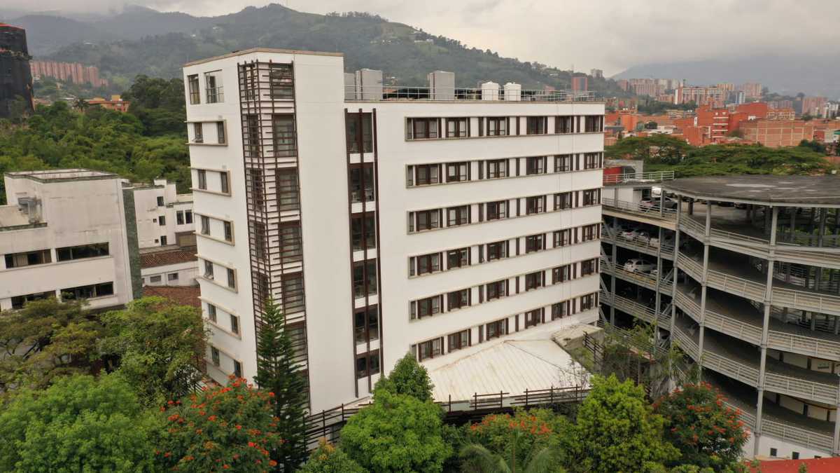 El Hospital Manuel Uribe Ángel de Envigado cuenta con seis nuevos pisos de la torre médica y 120 camas.