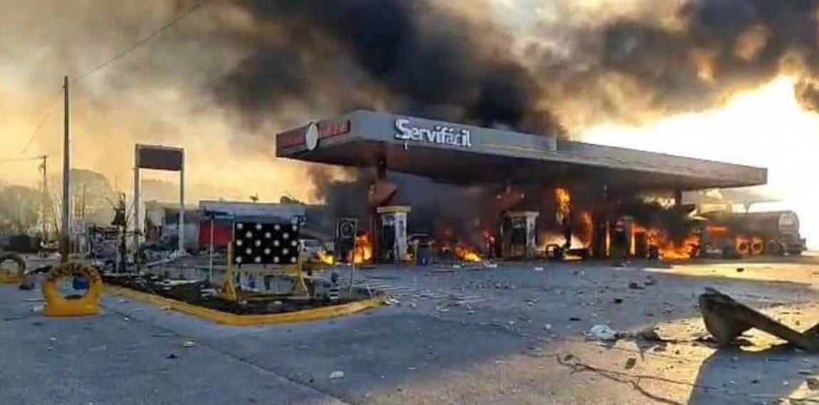 Las autoridades mexicanas avanzan en las investigaciones para tratar de determinar las causas de la violenta explosión que se presentó en una estación de servicio en el estado de Hidalgo, en el centro de ese país.
