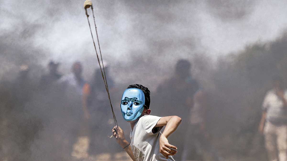 Las protestas en oriente medio están lejos de terminar, más con un nuevo caso de un niño asesinado por el ejército israelí. - Foto: Jaafar Ashtiyeh / AFP
