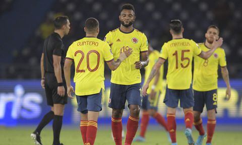 Colombia´s players celebrate at the end of a South American qualification football match against Bolivia for the FIFA World Cup Qatar 2022, at the Metropolitano Roberto Melendez stadium in Barranquilla, Colombia, on March 24, 2022.
AFP/Raul ARBOLEDA