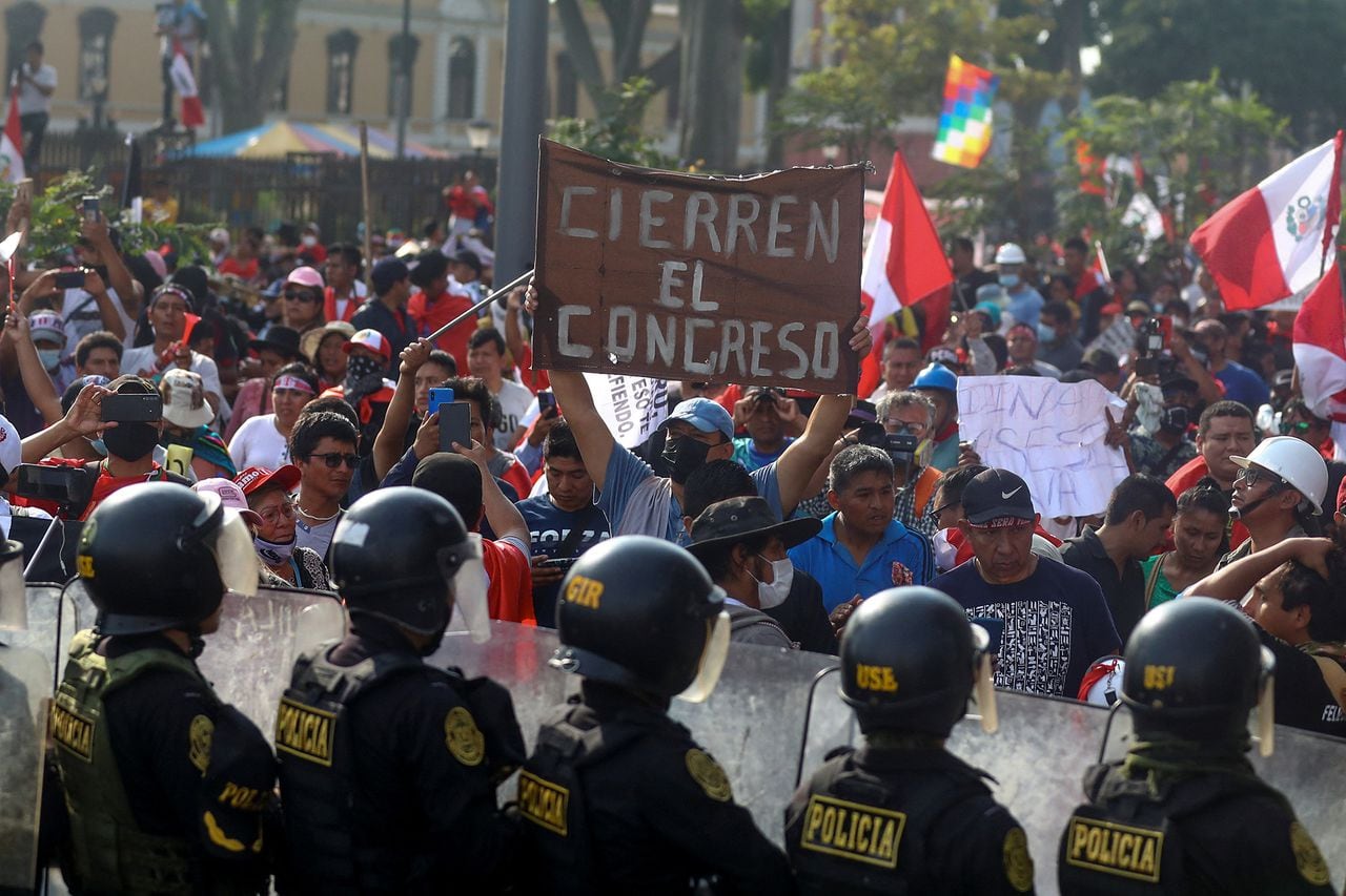 En imágenes : marcha 'Toma Lima' para manifestarse contra la presidenta de Perú, Dina Boluarte