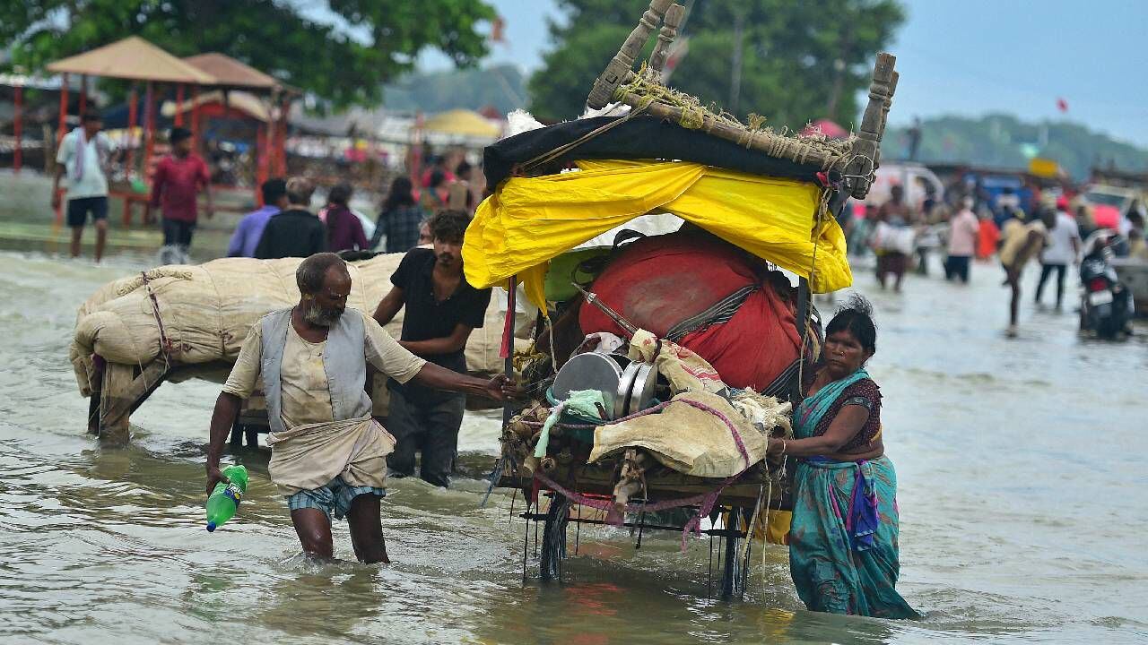 Destrucción en India por la inclemencia climática.