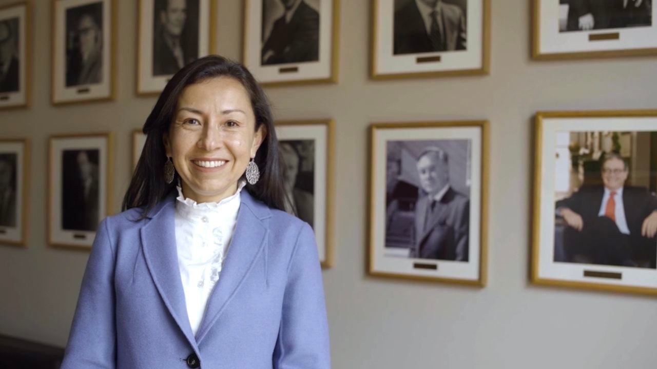 Para Raquel Bernal, la nueva rectora de la Universidad de los Andes.