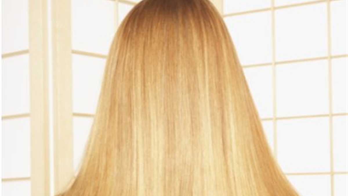 el pelo largo y liso será una de las tendencias para este 2023