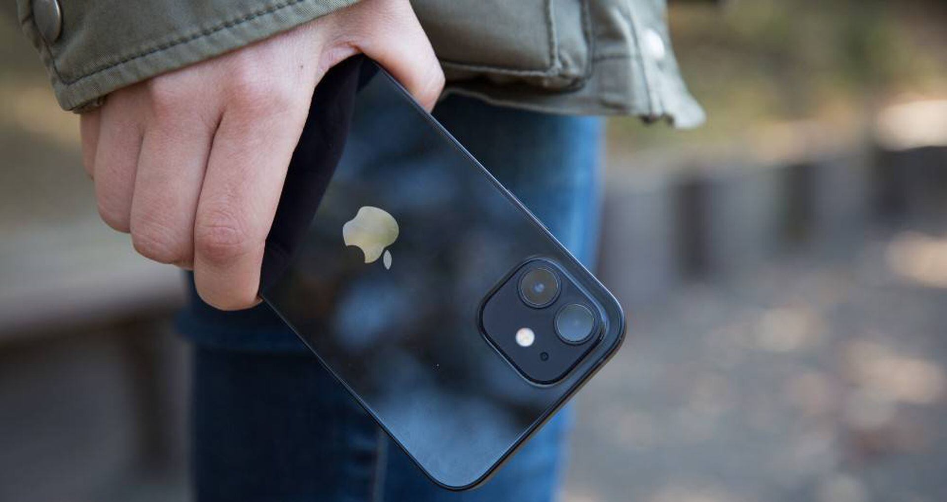iPhone: Así puede activar el logo de Apple como un botón