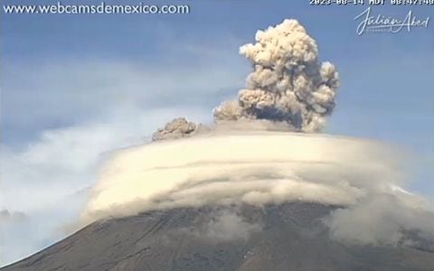 La erupción del Popocatépetl fue captado por las cámaras del Centro Nacional de Prevención de Desastres de México (Cenapred).