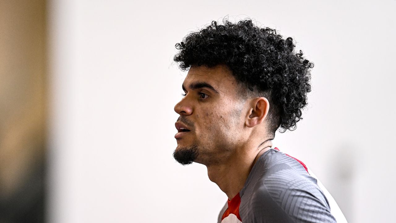 KIRKBY, ENGLAND - MARCH 03: (THE SUN OUT, THE SUN ON SUNDAY OUT) Luis Diaz of Liverpool during a training session at AXA Training Centre on March 03, 2023 in Kirkby, England. (Photo by Andrew Powell/Liverpool FC via Getty Images)
