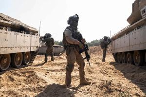 Funcionarios castrenses dijeron que las fuerzas israelíes habían rodeado por completo la Ciudad de Gaza, un conjunto de vecindarios densamente poblados que, según Israel, es el centro de la infraestructura militar de Hamás e incluye una vasta red de túneles subterráneos, búnkeres y centros de mando.(Fuerzas de Defensa de Israel vía AP)