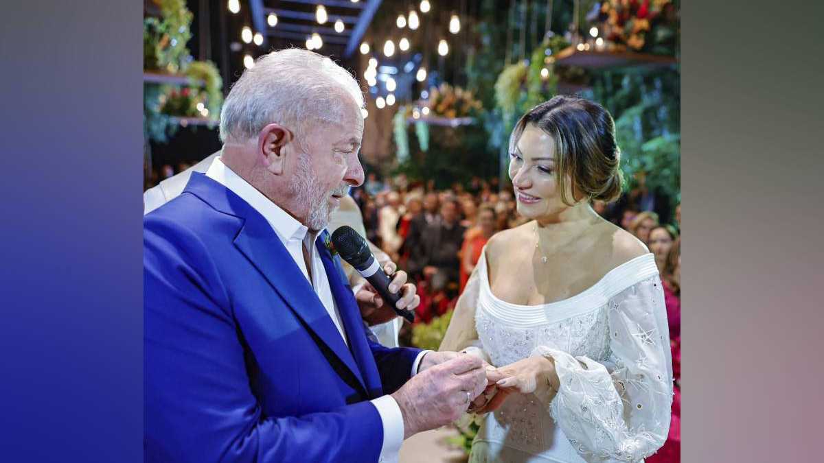 Luiz Inácio Lula da Silva contrajo matrimonio por tercera vez. Las primeras dos esposas han fallecido.