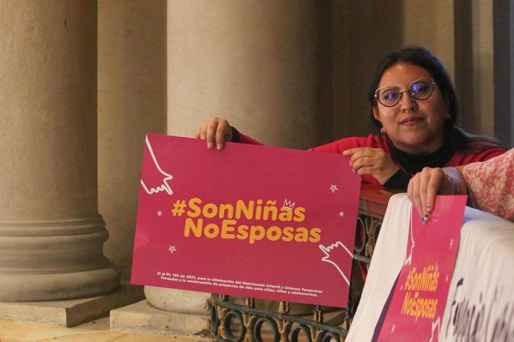 Colombia da un paso significativo hacia la protección de los derechos de la niñez al aprobar en segundo debate el proyecto de ley 155 de 2023, que busca eliminar el Matrimonio Infantil y las Uniones Tempranas Forzadas