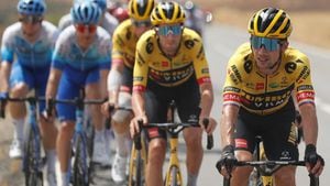 Comienzan las emociones de la etapa 14 de la Vuelta a España. Foto: EFE.