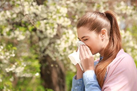 Cuando el polen de los árboles y luego de la hierba circula en el aire durante esta época en varias partes de Colombia, nuestros ojos, narices y gargantas pueden verse afectados por los síntomas.