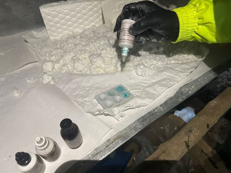 La Policía, con apoyo de la DEA, logró desarticular un laboratorio de Cocaína.