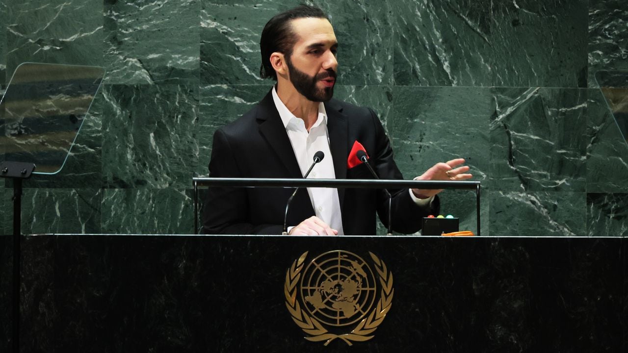 El presidente de El Salvador, Nayib Armando Bukele, habla durante la Asamblea General de las Naciones Unidas (AGNU) en la sede de las Naciones Unidas el 19 de septiembre de 2023 en la ciudad de Nueva York.