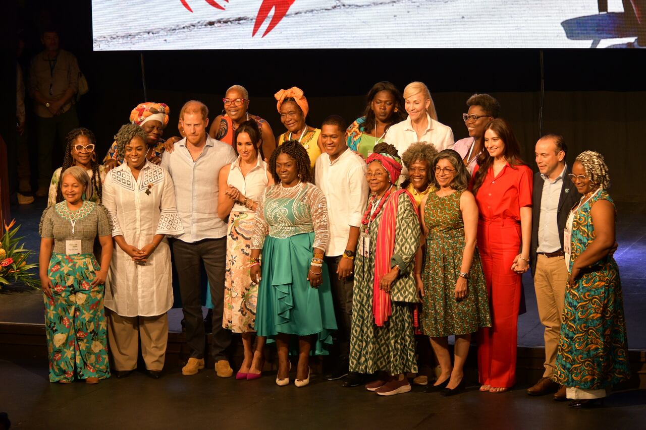 Visita del príncipe Harry y Meghan Markle a Cali, en el teatro Municipal