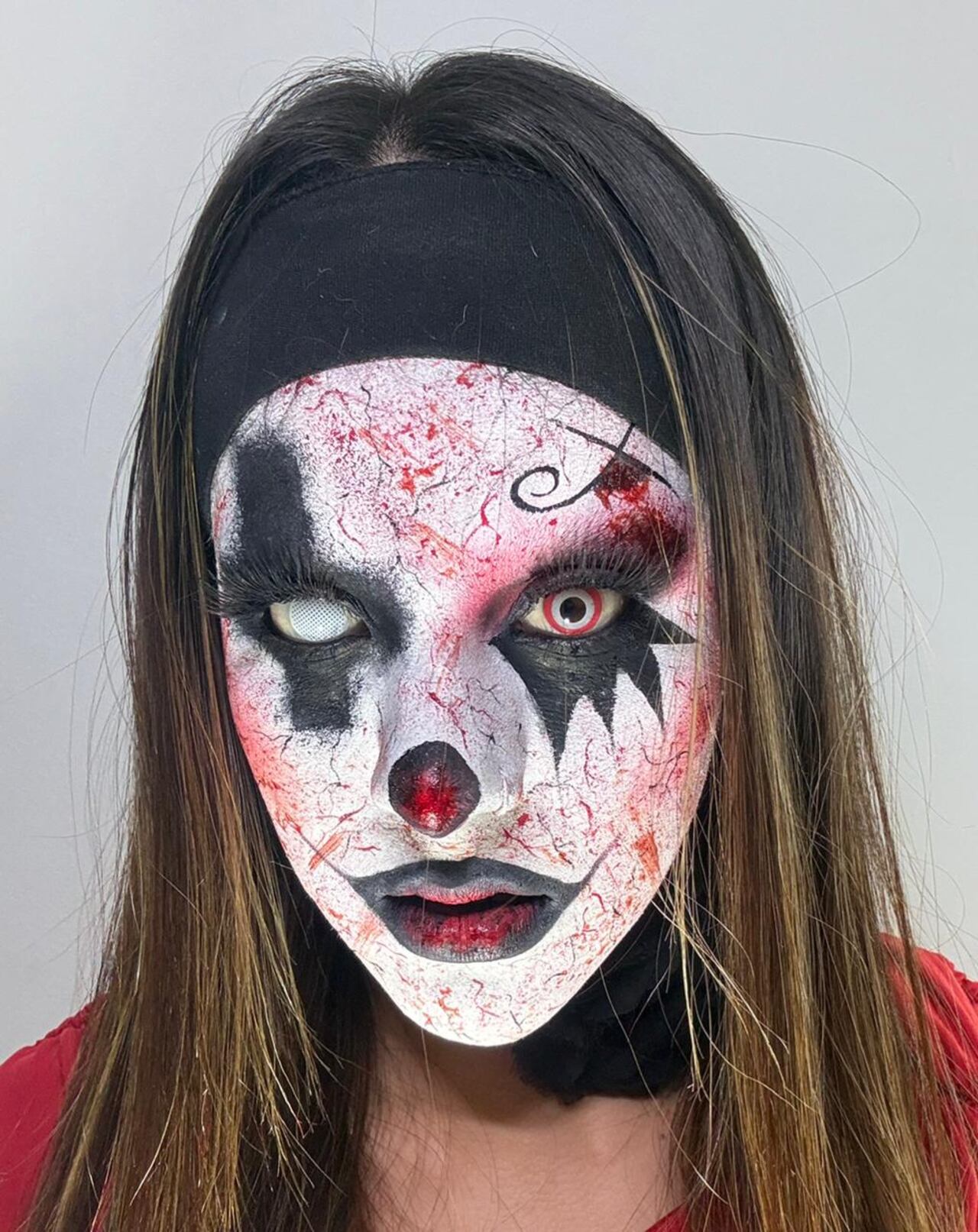 Payaso terrorífico, fácil y práctico de lograr.