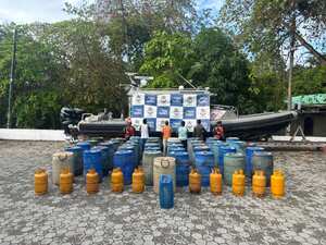 Incautan más de 2.000 galones de combustible en el Pacífico.