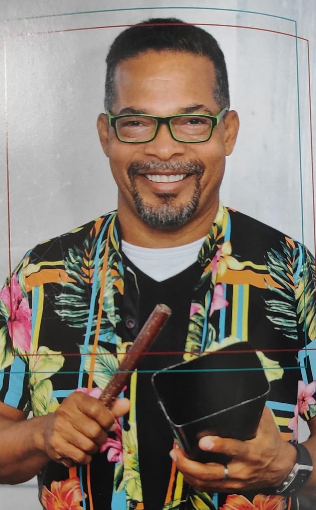 Martín Omar Jaramillo Potes. Neuromúsico práctico, arreglista, director musical y maestro, principalmente en apreciación musical. Es Licenciado de Música en la Universidad Tecnológica de Pereira