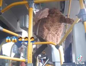 Mujeres y hombres por igual entraron al articulado sin sonrojarse al no pagar su pasaje.