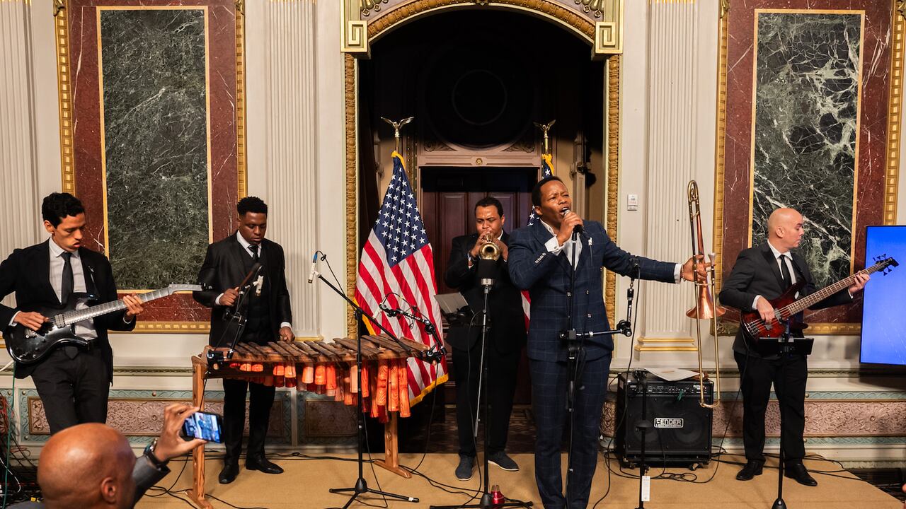 Mauro Castillo en su concierto en la Casa Blanca.