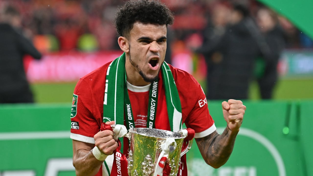 Luis Díaz, campeón de la Carabao Cup con Liverpool