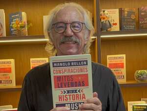 En libro 'Conspiraciones, mitos y leyendas en la historia de la música' "traté siempre de soportar las distintas opiniones en evidencias, para que cada uno decida qué es lo que quiere creer. Ahí está la bibliografía para que la puedan consultar. No hablo de verdades absolutas". Manolo Bellon