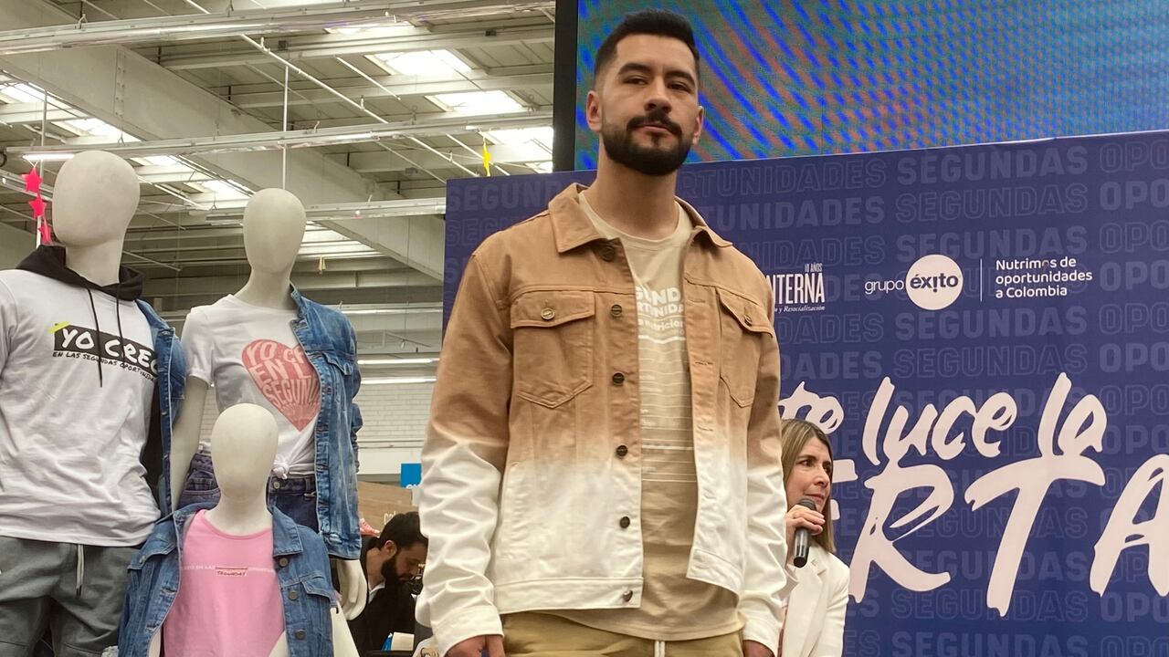 Pospenado desfila colección para Colombiamoda en iniciativa de Johana Bahamón #TeLuceLaLibertad