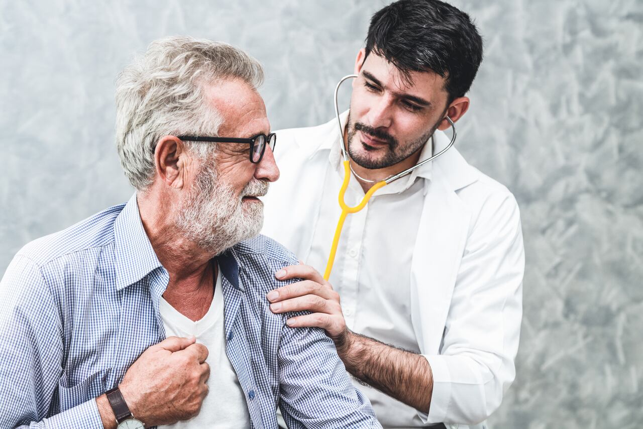 Siete de cada 10 casos de cáncer de pulmón son diagnosticados de forma tardía, revela la Cuenta de Alto Costo.