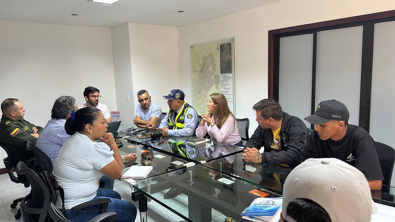 La Secretaría de Movilidad de Cali, junto a la cartera de Seguridad y Justicia sostuvieron una reunión en las últimas horas con los organizadores de la caravana de motocicletas.
