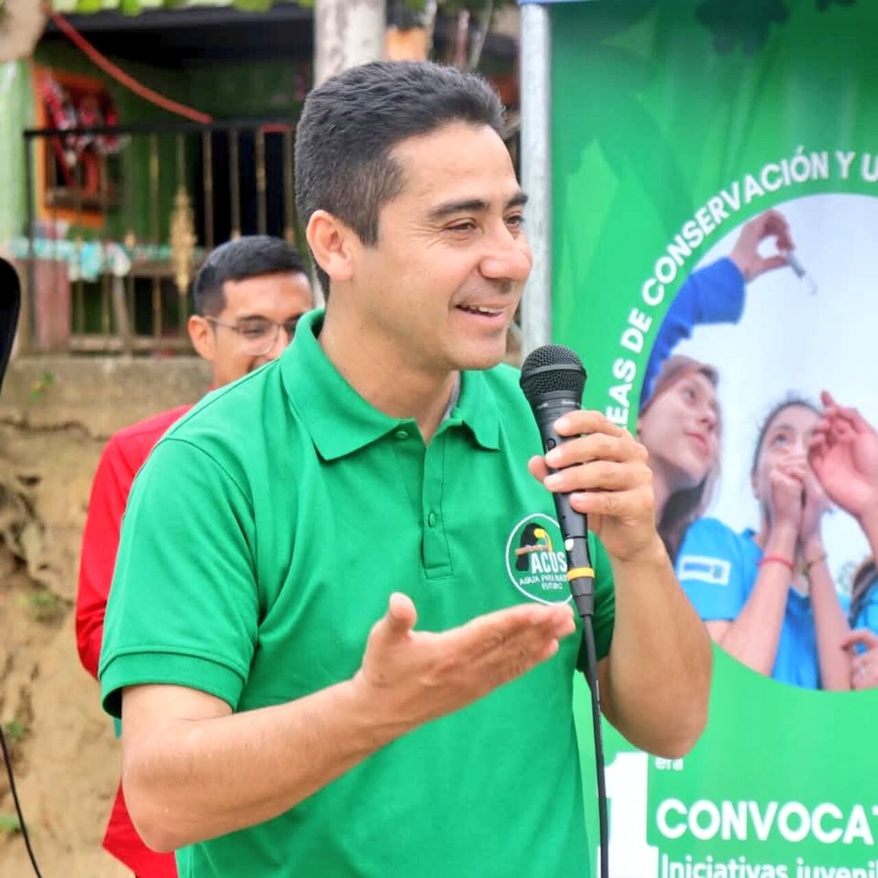 Eber Ponce, alcalde de Arenillas, en El Oro, fue asesinado en un ataque armado mientras se desplazaba en un vehículo municipal la tarde de este sábado 11 de enero de 2025.