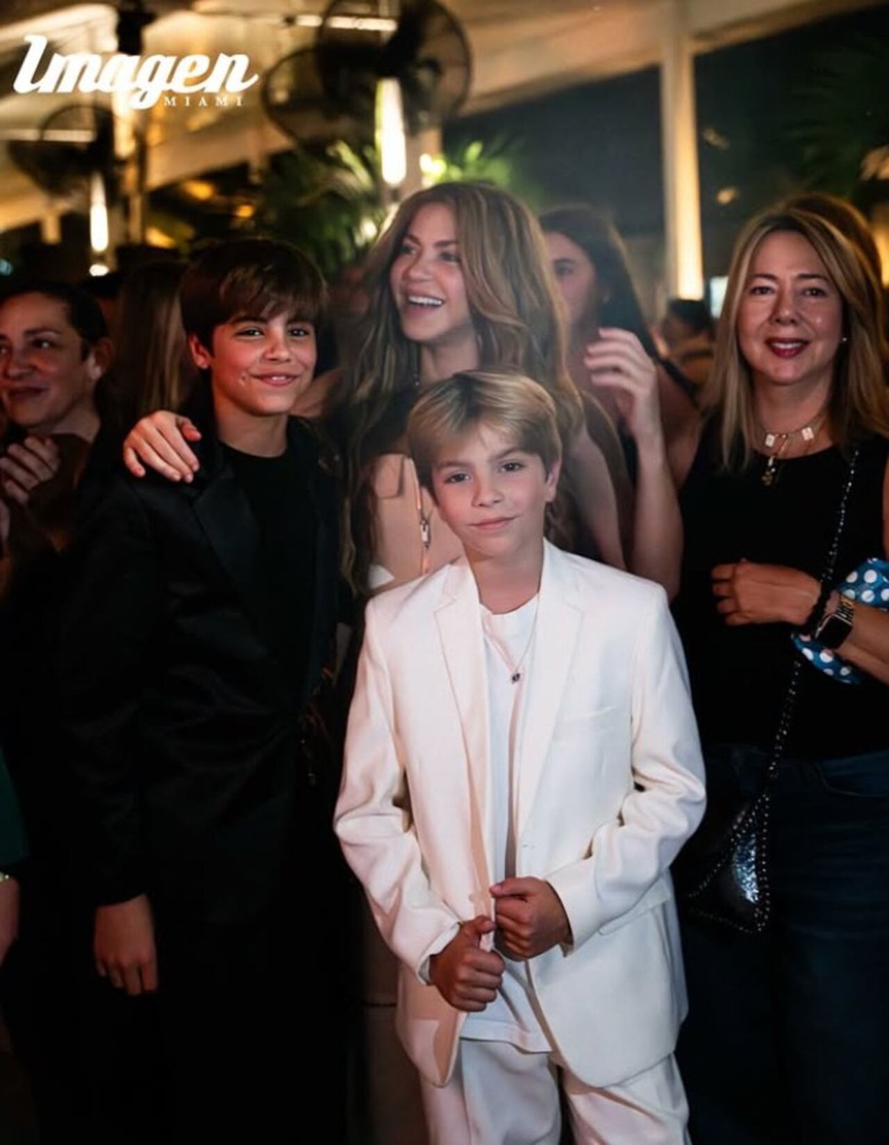 La artista participó de la gala con sus hijos.
