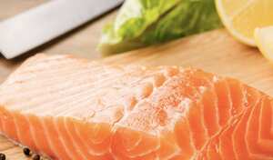 El salmón tiene un alto contenido de vitamina D