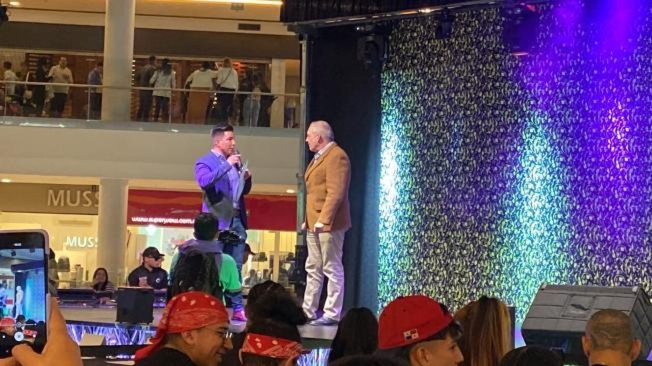 La emergencia dejó a tres personas heridas.