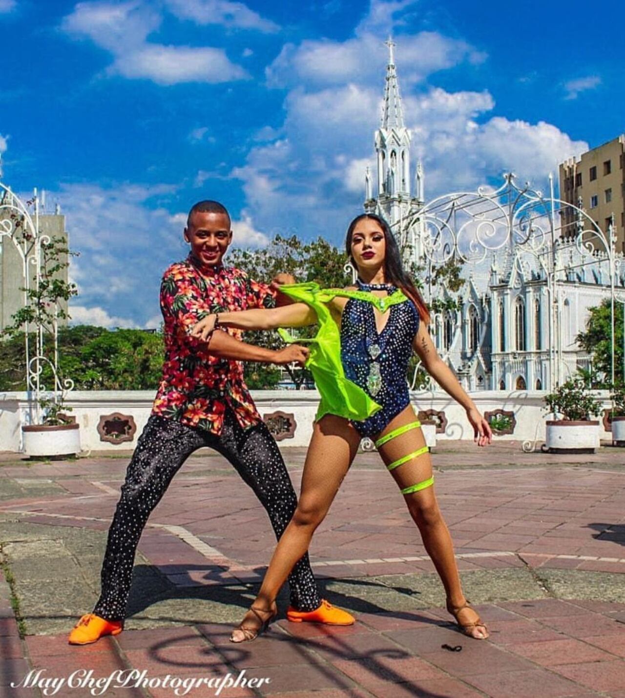 En esta foto, Harold Mera con María Alejandra Muñoz, una de sus anteriores parejas de baile. Participa en el Mundial con la academia de baile Senfol.