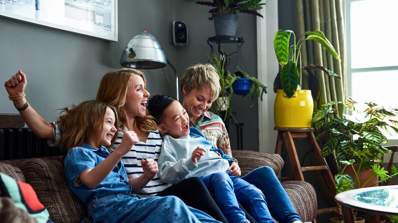 A medida que se acerca el Día de la Madre en Colombia, surge la pregunta: ¿Qué películas pueden unir a toda la familia en una experiencia cinematográfica inolvidable?