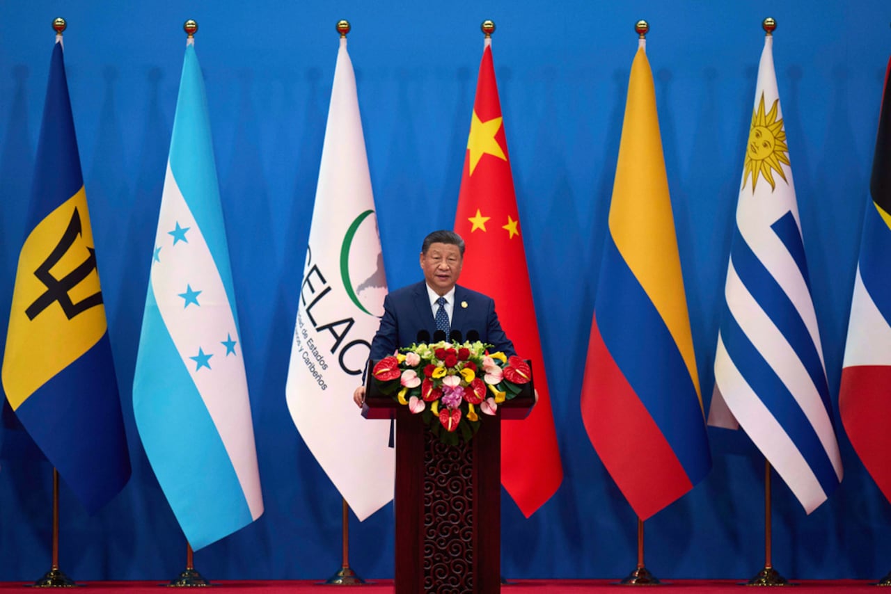 El presidente chino, Xi Jinping, pronuncia su discurso inaugural durante la ceremonia inaugural de la Cuarta Reunión Ministerial del Foro de China y la Comunidad de Estados Latinoamericanos y Caribeños