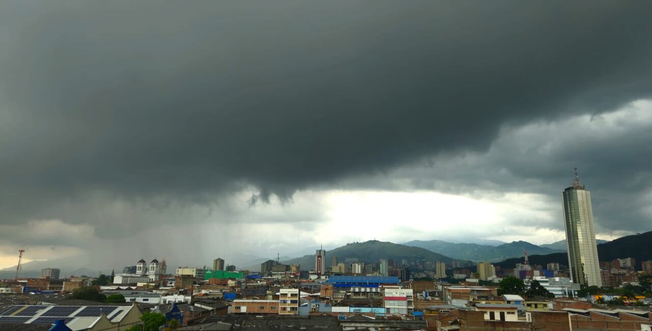 A esta hora, así registra el clima en el Oeste de la ciudad.