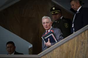 El expresidente Álvaro Uribe Vélez en Paloquemao.