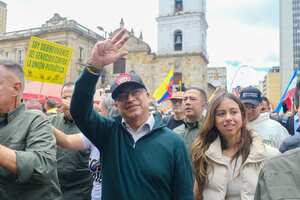 Presidente Gustavo Petro en la marcha del día del trabajo 1 de mayo