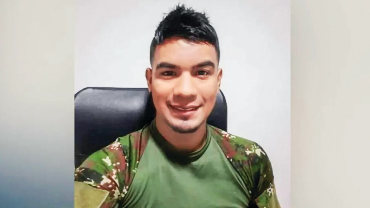 Este es Brayan Campo, el confeso asesino de la niña Sofía Delgado. El hombre aceptó los cargos imputados por la Fiscalía. Ya tenía un proceso abierto por violación.