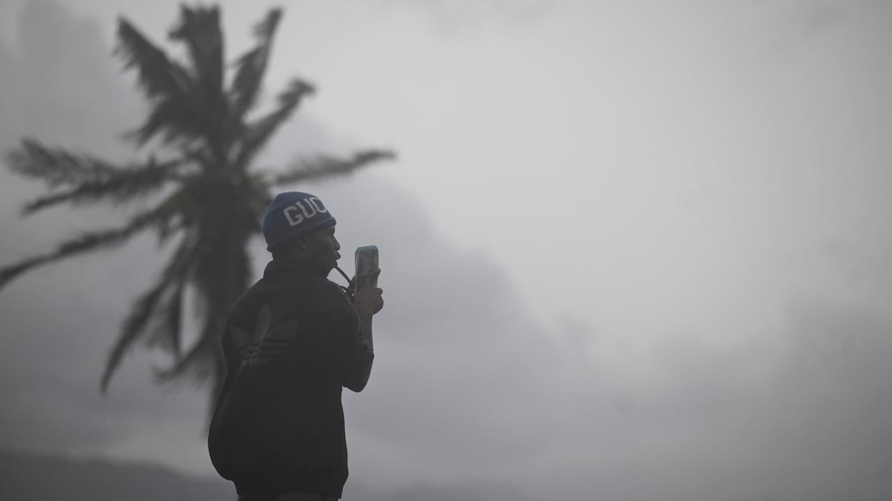 Volunteers assemble relief packages for Hurricane Melissa at the Global Empowerment Mission headquarters in Miami, Florida, on October 27, 2024. Hurricane Melissa threatened Jamaica with potentially deadly rains after rapidly intensifying into a top-level Category 5 storm, as residents scrambled for shelter from what could be the island's most violent weather on record. Melissa has already been blamed for at least four deaths in Haiti and the Dominican Republic, and was set to unleash torrential rains on parts of Jamaica in a direct hit on the Caribbean island. (Photo by CHANDAN KHANNA / AFP)