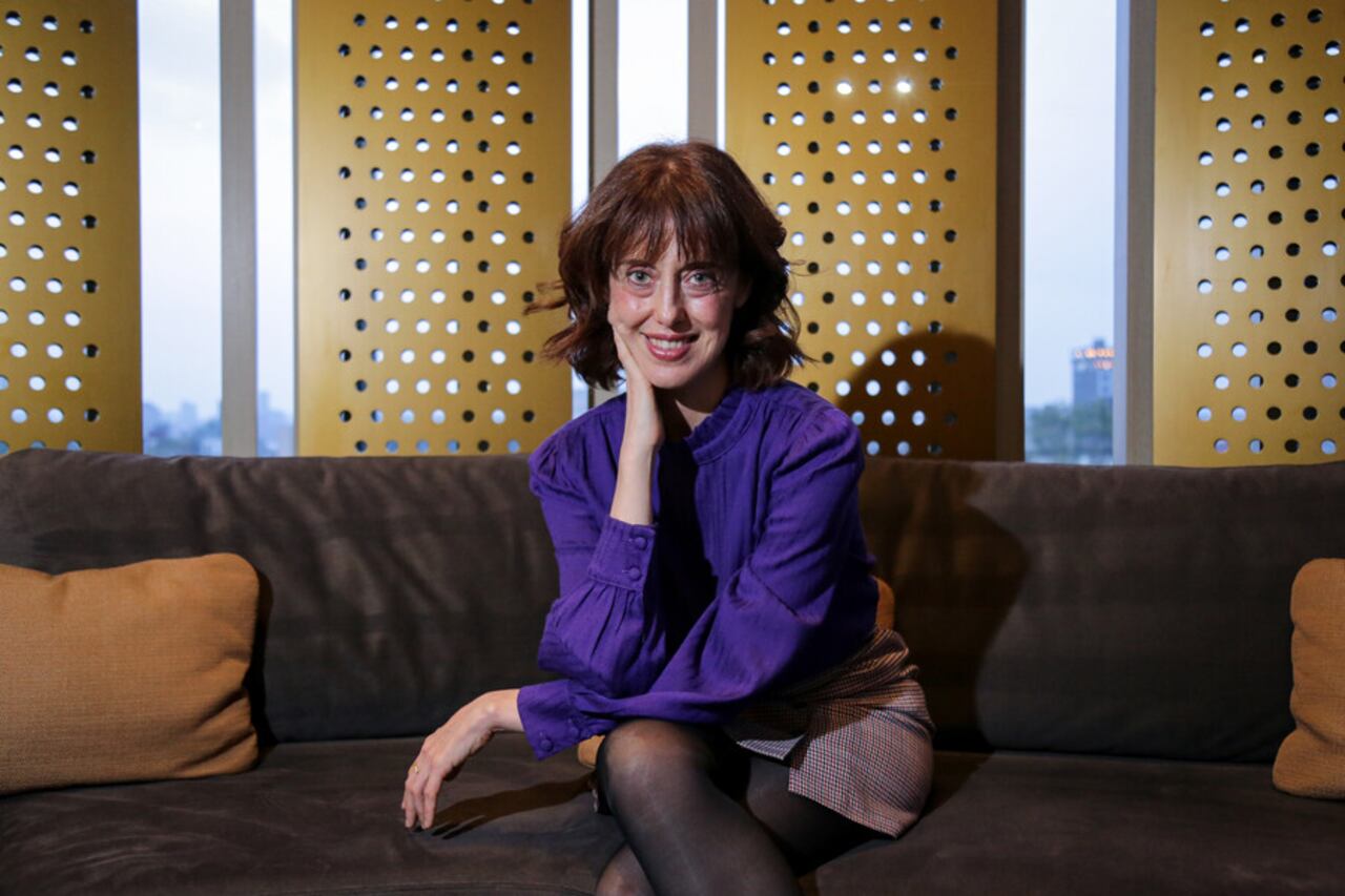 Irene Vallejo fue la invitada a dar el discurso inaugural de esta edición de la Filbo, una decisión acertada, y que generó que más lectores se encontraran con uno de los considerados libros más bellos de los últimos años, ‘El infinito en un junco’, un exquisito ensayo sobre la invención de los libros en el mundo antiguo, publicado por primera vez hace cinco años, pero que no deja de cautivar, día a día, más lectores.